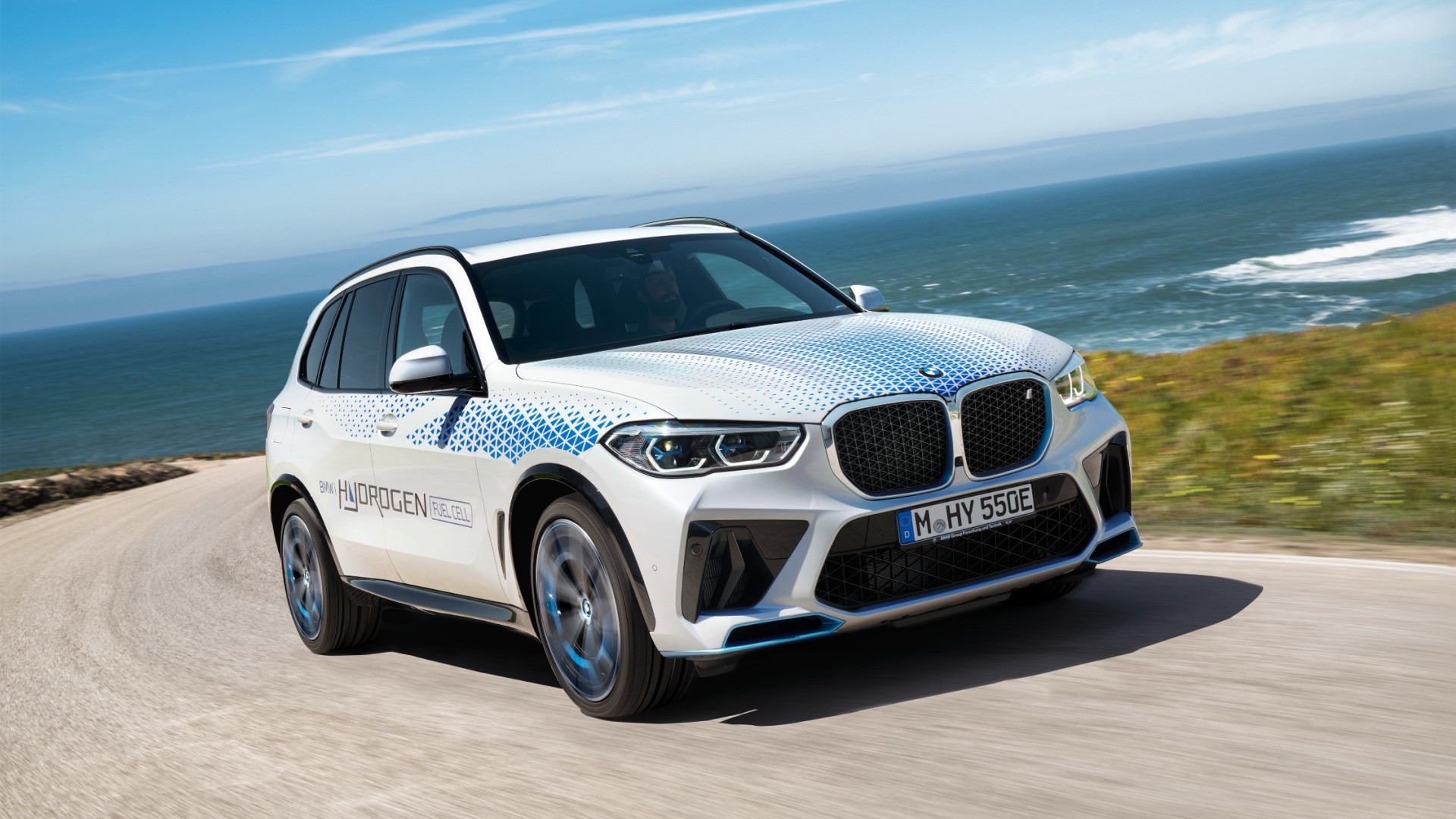 BMW จะเริ่มผลิตรถยนต์ SUV เซลล์เชื้อเพลิงจำนวนมากในปี 2025