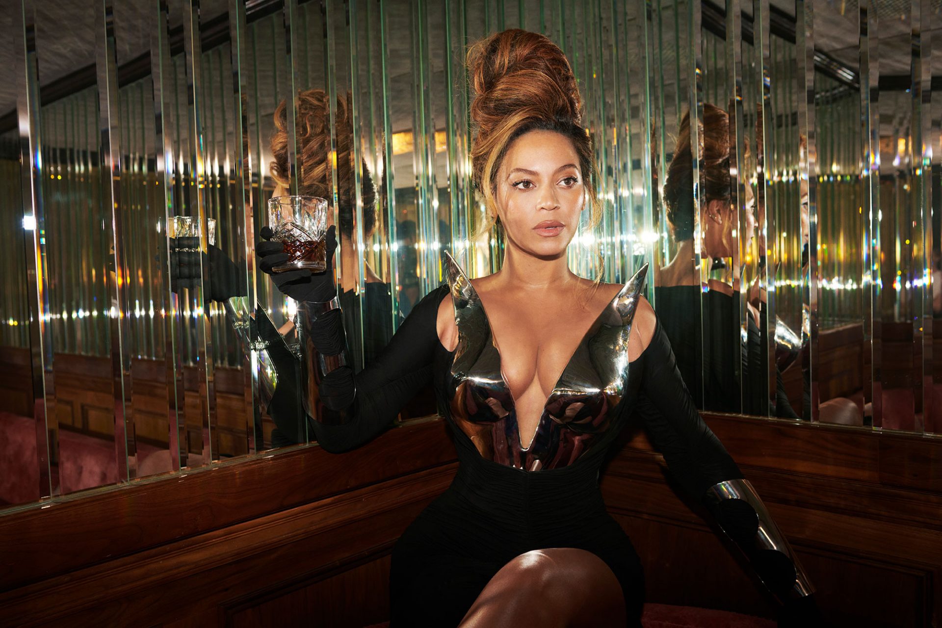 Beyoncé เตรียมเปลี่ยนเนื้อร้องเพลง “Heated” หลังโดนวิจารณ์ว่ามีการใช้คำที่ไม่เหมาะสมต่อผู้พิการ