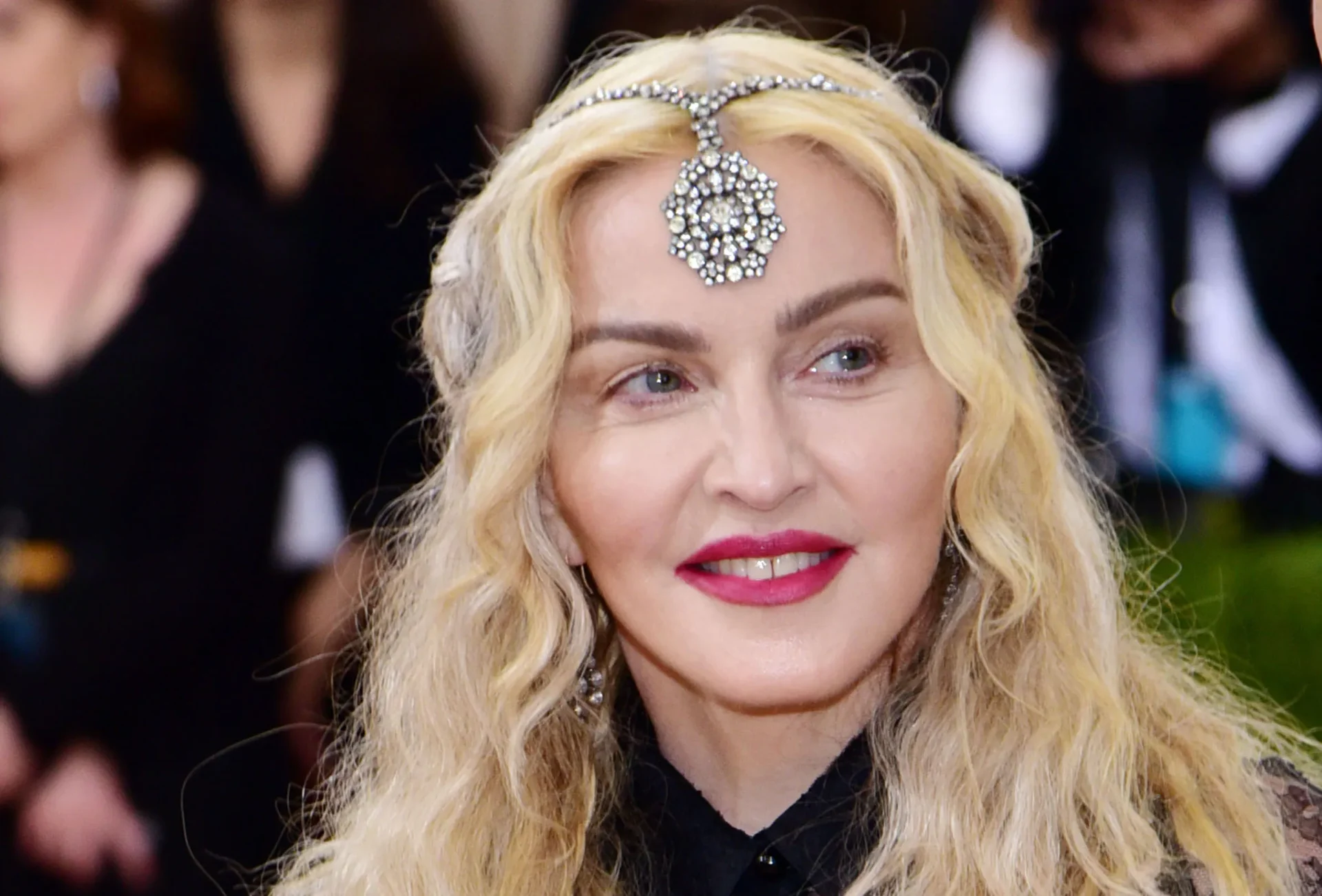 Madonna ยืนกรานจะไม่ยอมขายลิขสิทธิ์เพลงของเธอโดยเด็ดขาด