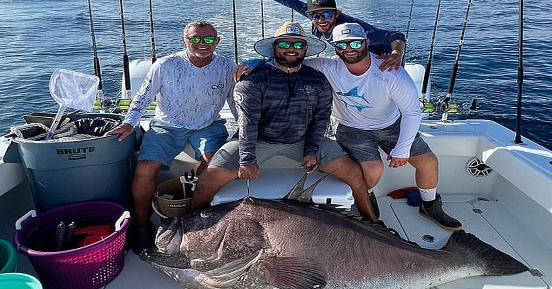 ลูกชาย Tom Cruise ชนะการแข่งขันตกปลาที่ฟลอริดา ได้ปลาเก๋าขนาด 2 เมตร