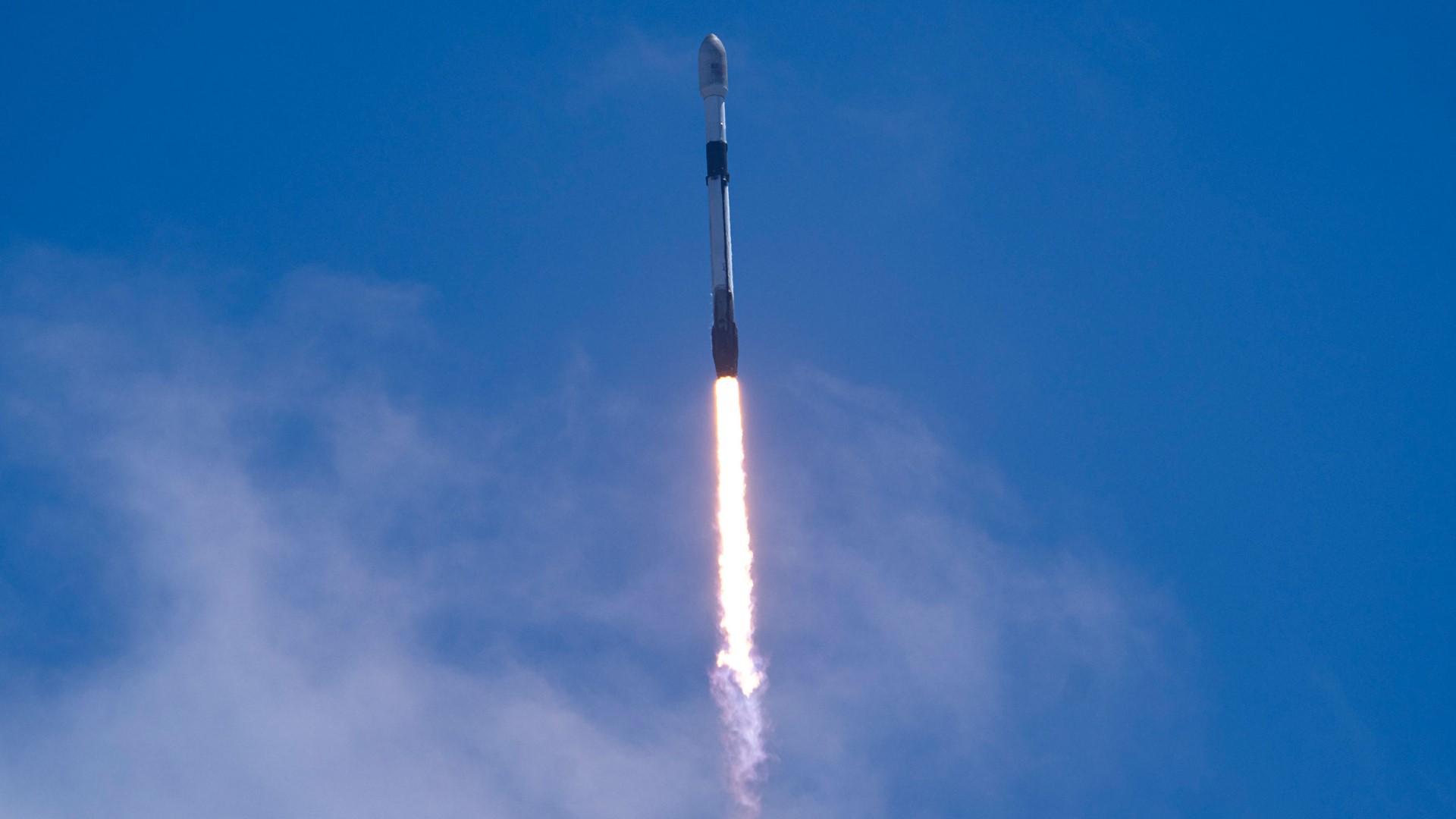 SpaceX ปล่อยดาวเทียม Starlink เพิ่มอีก 46 ดวงในภารกิจ Group 3-3