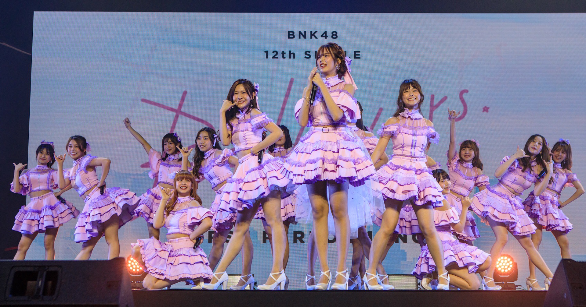บทเพลงแด่เด็กสาวผู้ที่ยังคงความเชื่อมั่นในฝันของตัวเอง จาก BNK48 12th Single ‘Believers’ First Performance