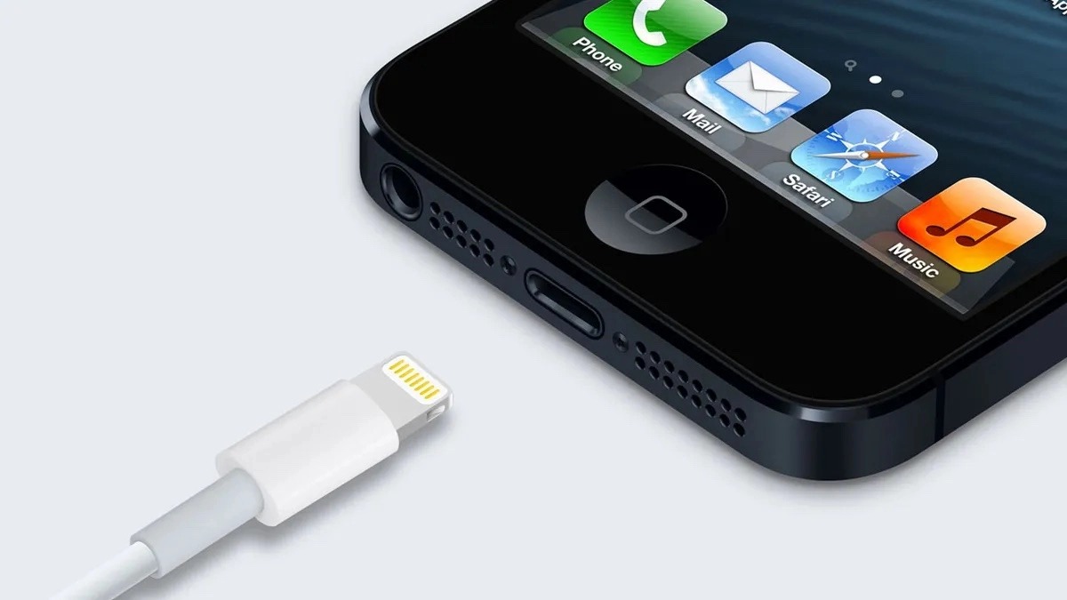 ฉลองครบรอบ 10 ปีพอร์ต Lightning!! ลือ iPhone ปีหน้าเปลี่ยนเป็น USB-C