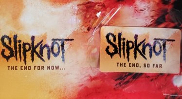 อย่างมึน ! ปกแผ่นเสียงและเทปอัลบั้มใหม่ของ Slipknot ‘THE END, SO FAR’ พิมพ์ชื่ออัลบั้มผิดไป