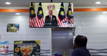 Malaysian PM calls for early election