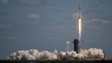 SpaceX ปล่อยภารกิจ Crew-5 ส่ง 4 นักบินอวกาศขึ้นไปสับเปลี่ยนบนสถานีอวกาศนานาชาติ