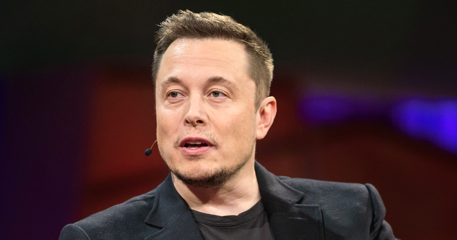 Elon Musk และ Bill Ackman เรียกร้องให้ธนาคารกลางสหรัฐฯ หยุดปรับขึ้นอัตราดอกเบี้ยชั่วคราว