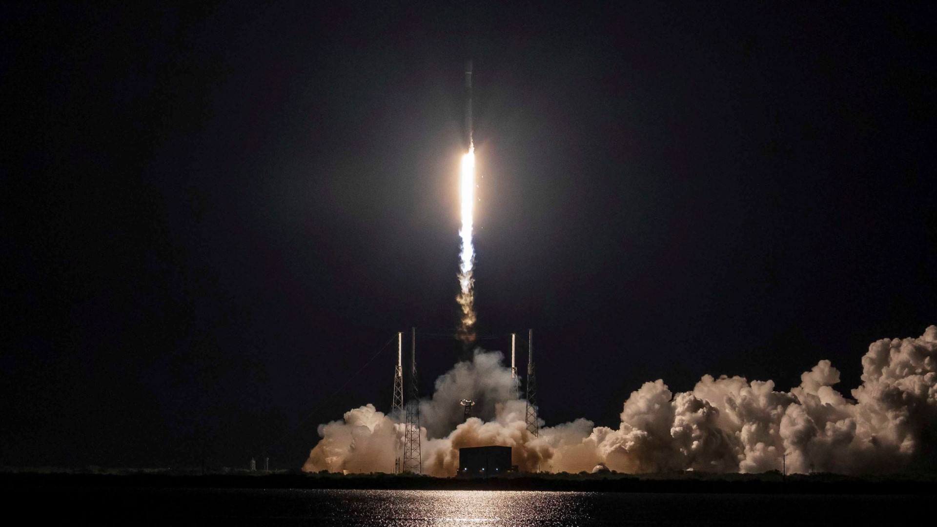 SpaceX ปล่อยดาวเทียม Starlink เพิ่มอีก 56 ดวง ในภารกิจ Group 5-2