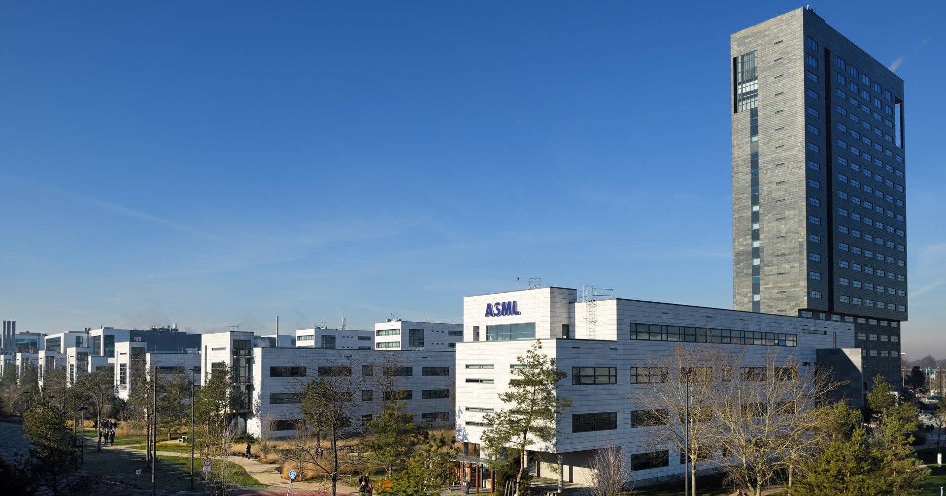 ASML อาจกีดกันคนบางสัญชาติเข้าทำงาน ตามมาตรการคว่ำบาตรสหรัฐฯ