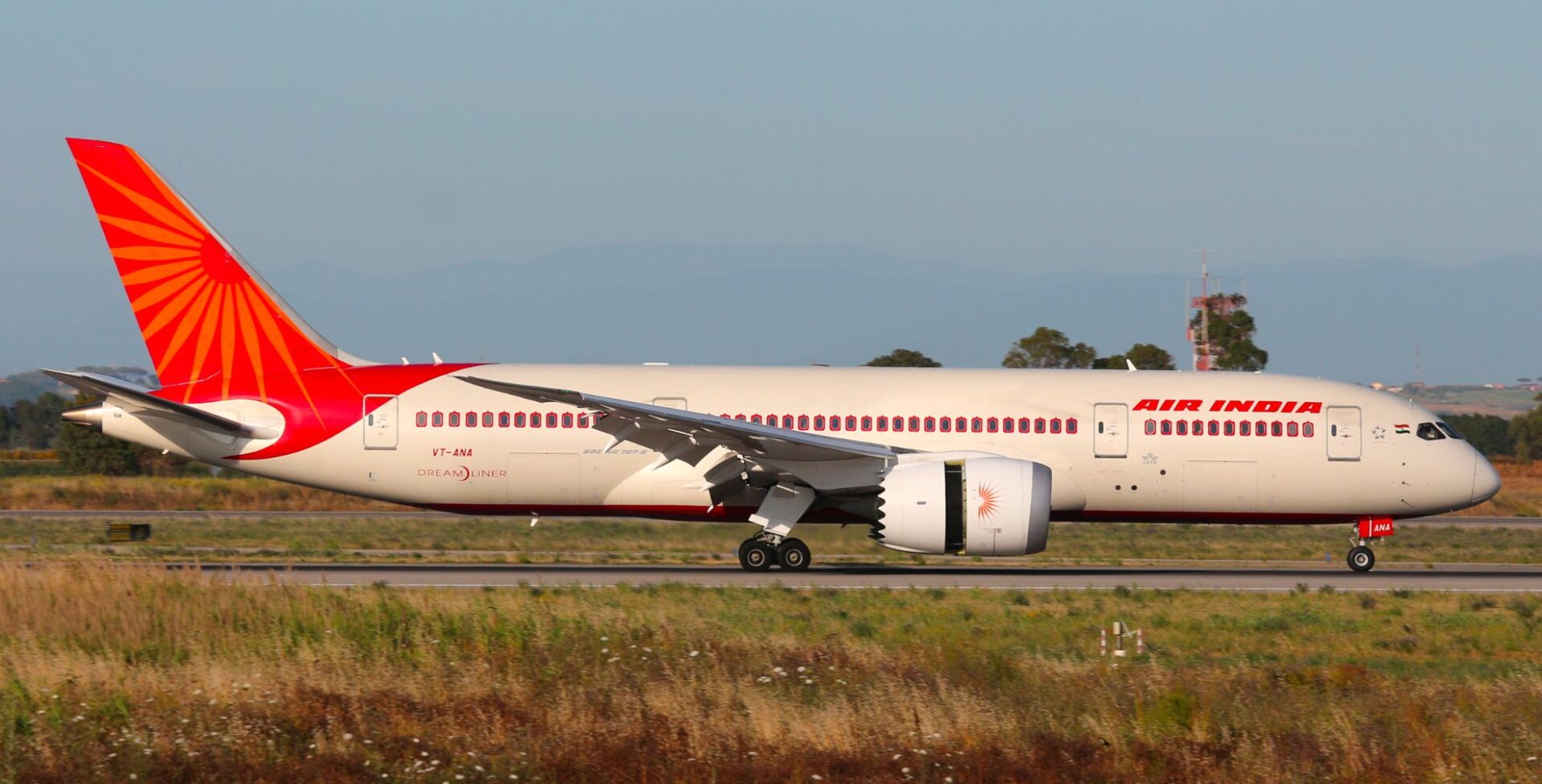 Air India เหมาเครื่องบินรวดเดียว 470 ลำ ทุบสถิติโลก กับงบ 2.3 ล้านล้านบาท