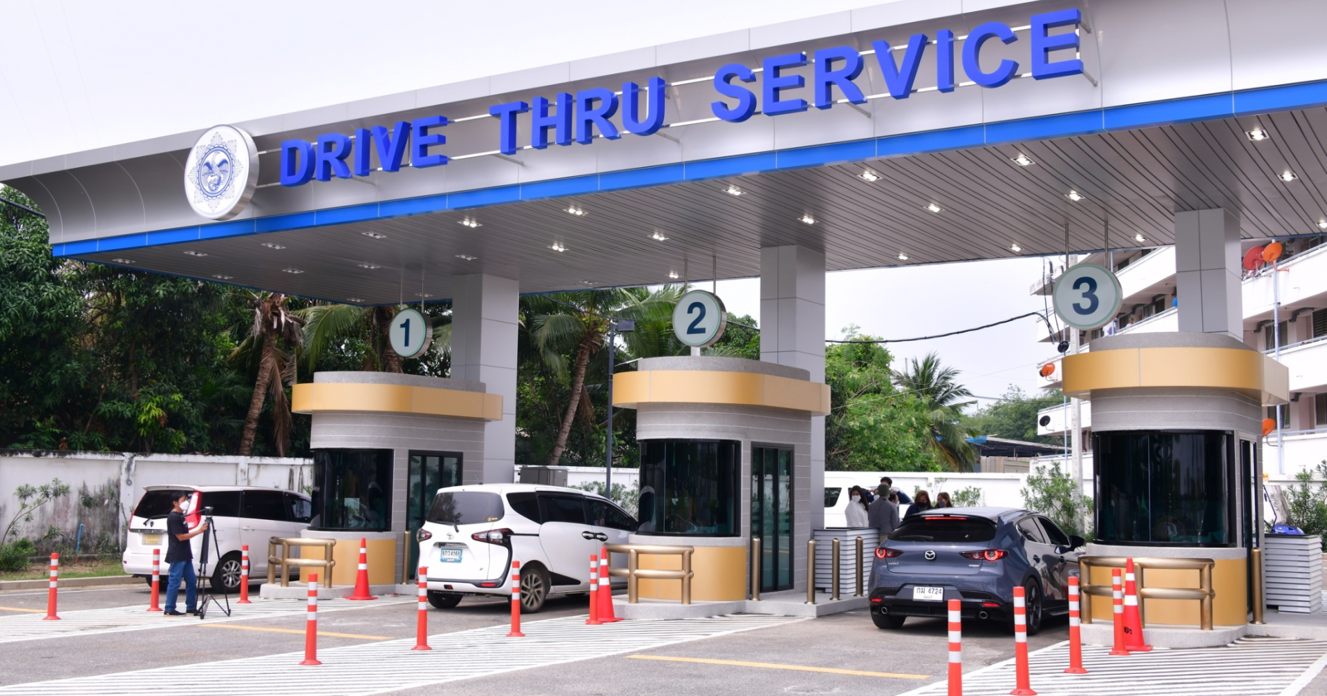 รับเงินเร็วขึ้น! สำนักงานสลากฯ ให้บริการจ่ายเงินรางวัลผ่าน Drive Thru