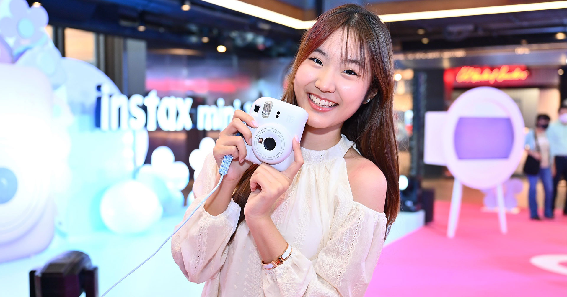 เปิดตัว INSTAX mini 12 กล้องฟิล์มอินสแตนท์รุ่นใหม่! ร่วมแต่งแต้มความสุข ความสดใสให้ชีวิต ในคอนเซปต์ “Fill your world with joy”