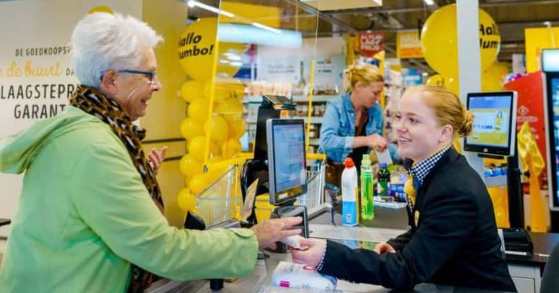 ชอปปิง คล้ายเหงาที่แท้ทรู ซูเปอร์มาร์เก็ต ในเนเธอร์แลนด์ เปิด ‘ช่องจ่ายเงินแบบช้าพิเศษ’ ให้ผู้สูงอายุได้พูดคุยคลายเหงา
