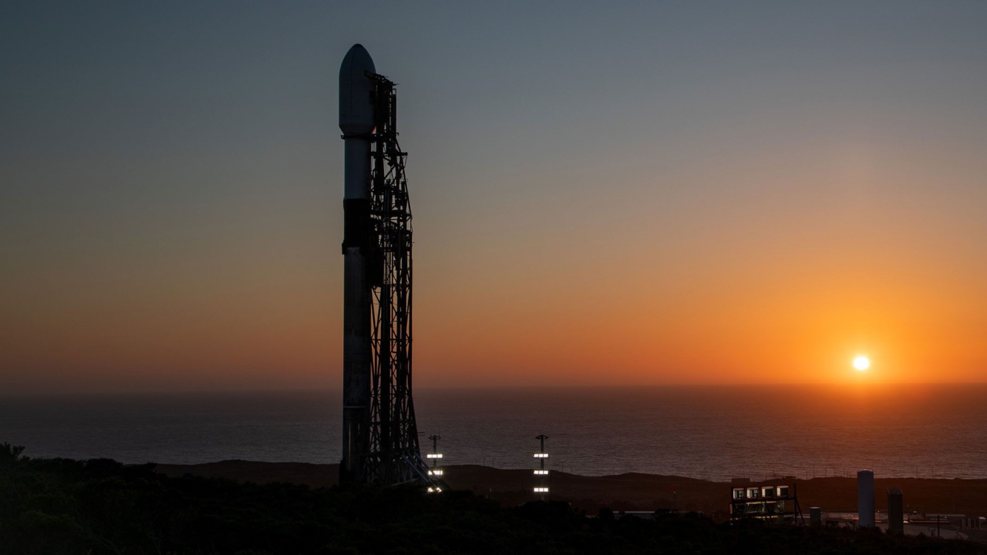 SpaceX จะปล่อยภารกิจ IRIDIUM ONEWEB แชร์เที่ยวบินดาวเทียม Iridium NEXT และ OneWeb