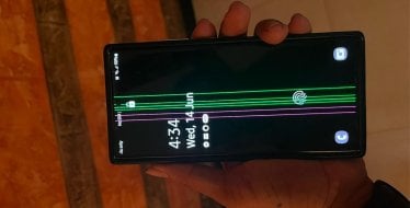 Samsung เปลี่ยนหน้าจอ Galaxy Note 20 Ultra ให้ผู้ใช้ฟรีหลังเจอปัญหาจอแสดงผลมีเส้นสีเขียว