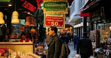 Turkey lifts minimum wage by 34% to address inflation