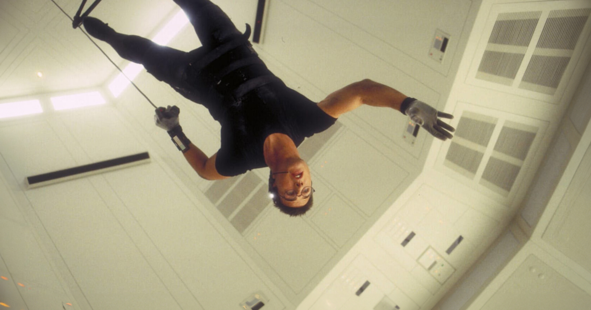 12 เกร็ดเบื้องหลังหนังแฟรนไชส์ปฏิบัติการสะท้านโลก ‘Mission: Impossible’