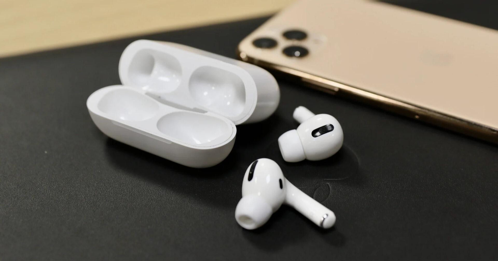 Apple อาจเปิดตัว AirPods Pro พอร์ต USB-C พร้อม iPhone 15