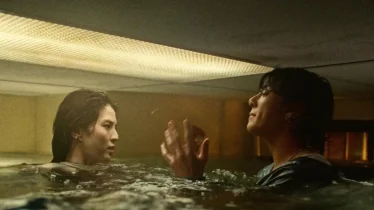 ‘จองกุก’ ชวน ‘ฮันโซฮี’ มาลุยน้ำท่วมและฝ่าพายุฝนใน MV ซิงเกิลเดี่ยว “Seven”