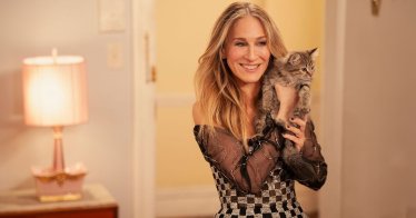Sarah Jessica Parker Carrie Bradshaw Lotus 'And Just Like That'