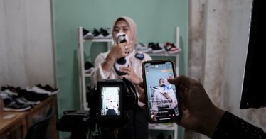 Indonesia Bans Goods Transactions on Social Media