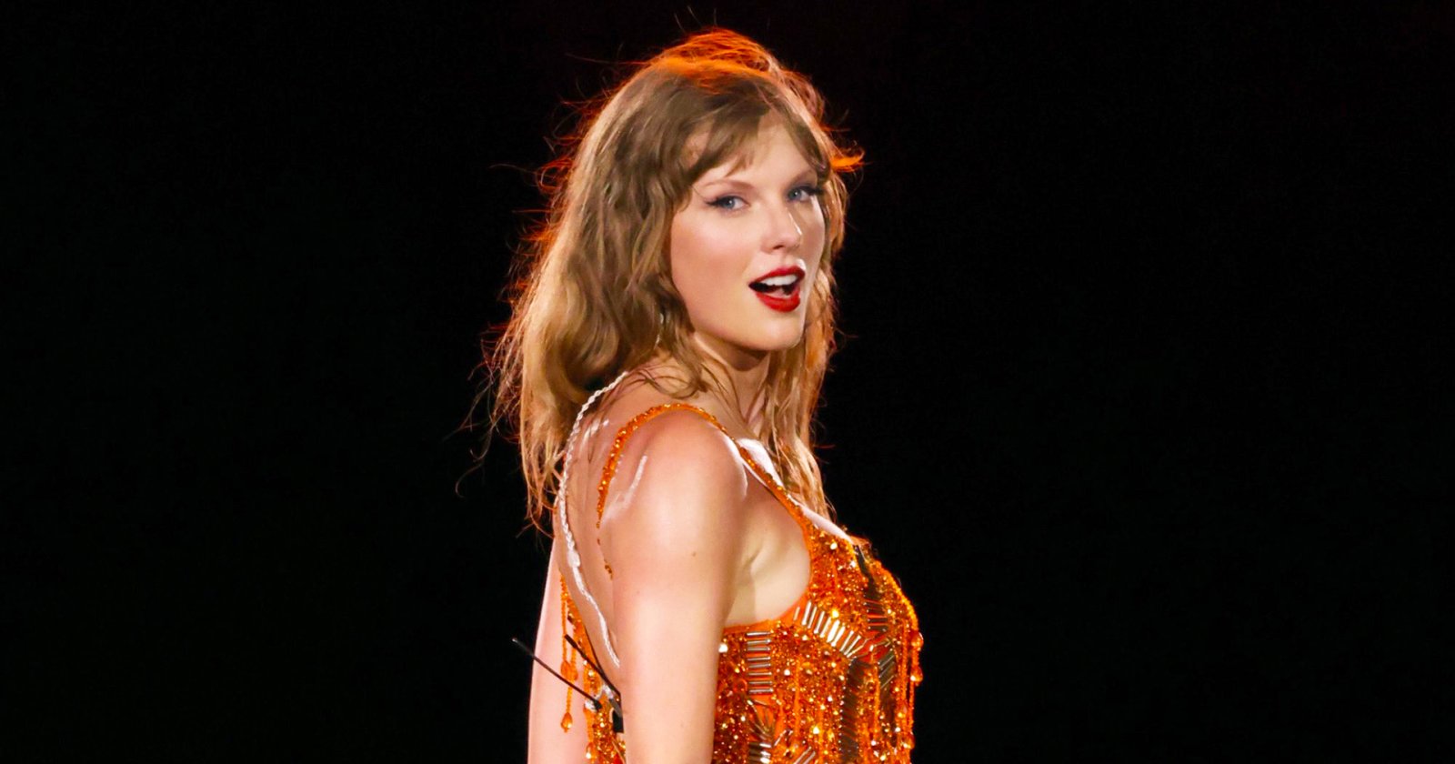 หนังคอนเสิร์ต ‘Taylor Swift: The Eras Tour’ ฮิตหนัก: คาดจะมียอดจองตั๋วถึง 100 ล้านเหรียญ
