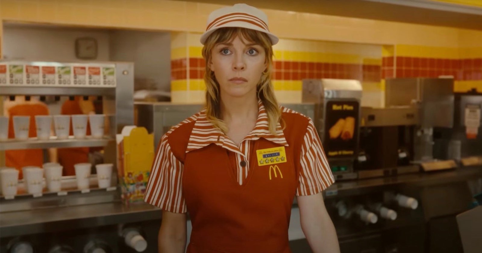 [สปอยล์] ฉากท้ายเครดิต ‘Loki’ Season 2 Ep. 1 ซิลวีไปทำอะไรที่ร้าน McDonald’s ยุค 80s ?
