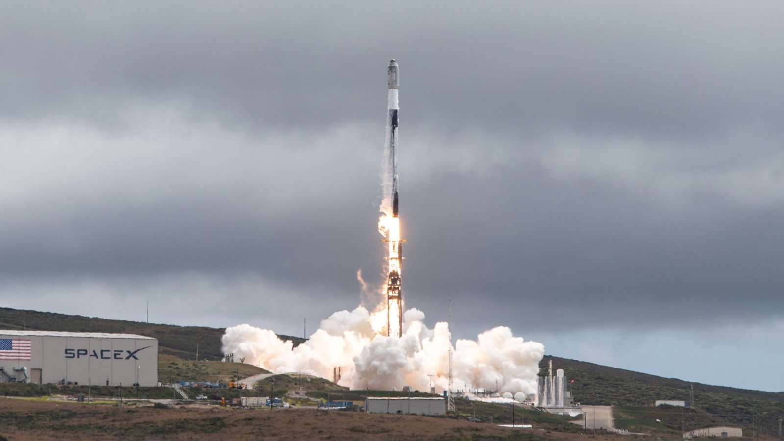 SpaceX กำลังจะปล่อยดาวเทียม Starlink เพิ่มอีก 22 ดวง ในภารกิจ Group 7-6