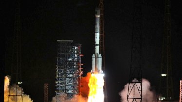 จีนปล่อยดาวเทียมสื่อสาร ChinaSat 6E ด้วยจรวด Long March 3B สำเร็จ