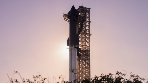 Elon Musk จะส่ง Starship พร้อมหุ่นยนต์ Optimus ไปดาวอังคารปลายปี 2026