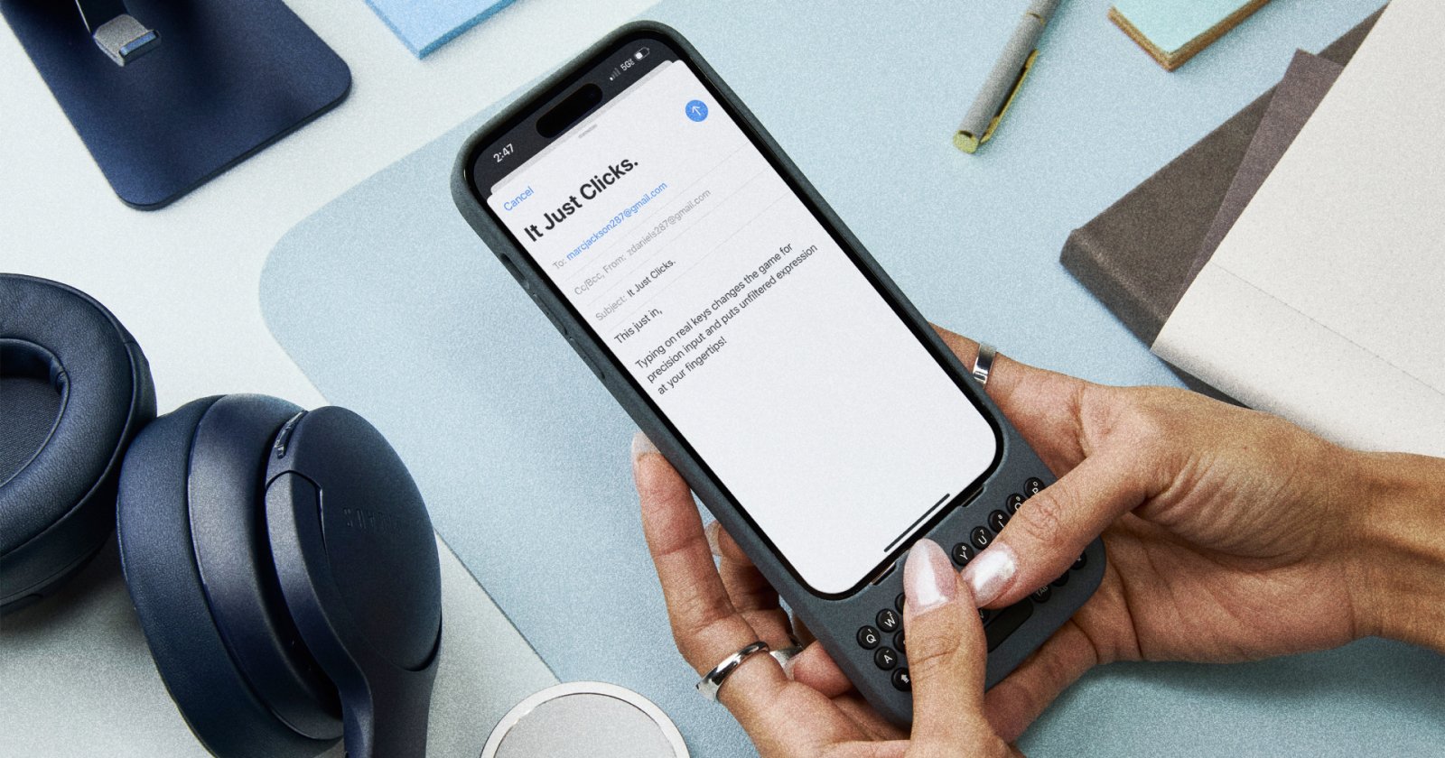 เคส Clicks อุปกรณ์เสริมแปลงกลายให้ iPhone มีแป้นคีย์บอร์ดจริง ๆ
