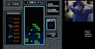คนแรกในรอบ 34 ปี!! เกมเมอร์ 13 ขวบ กลายเป็นคนแรกของโลกที่สามารถปราบ Tetris (NES)