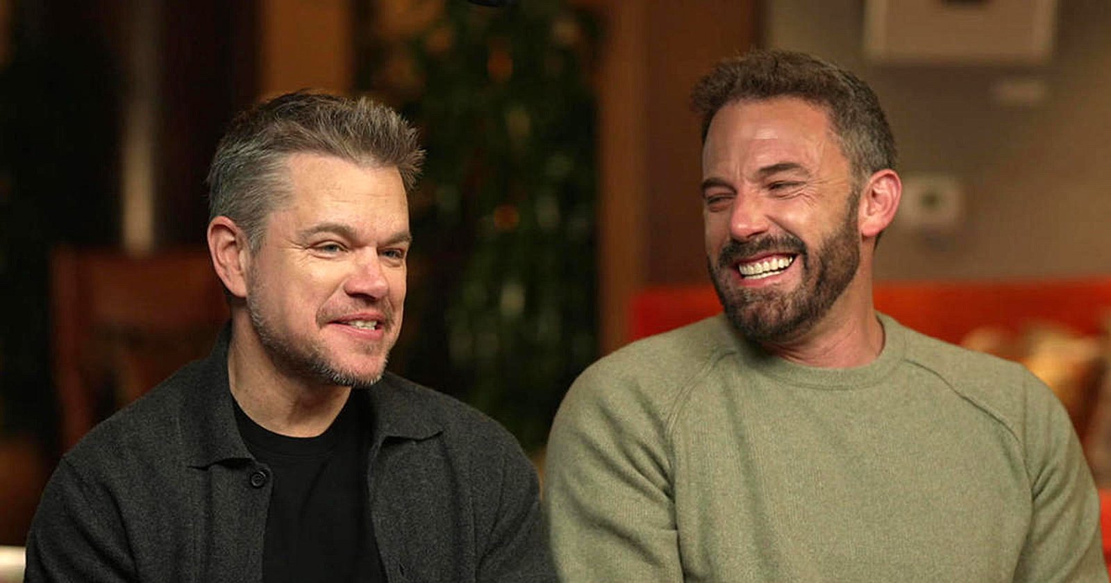 Matt Damon และ Ben Affleck กลับมาร่วมงานกันเป็นครั้งที่ 10 ในหนังอาชญากรรมล่าสุดของ Netflix