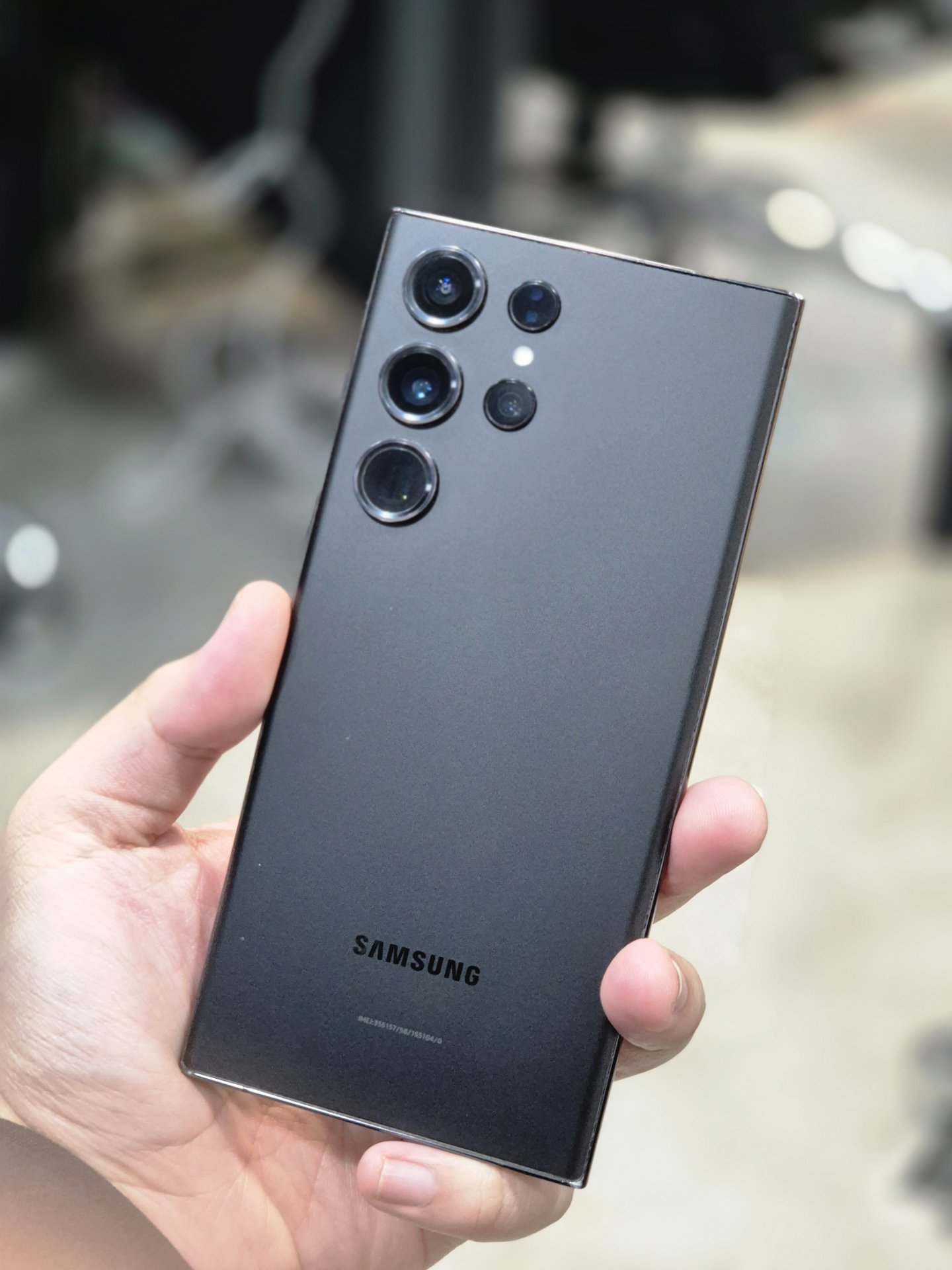รีวิว Samsung Galaxy S24 น้องเล็กสุดในตระกูล จี๊ดจ๊าดสไตล์เรือธง