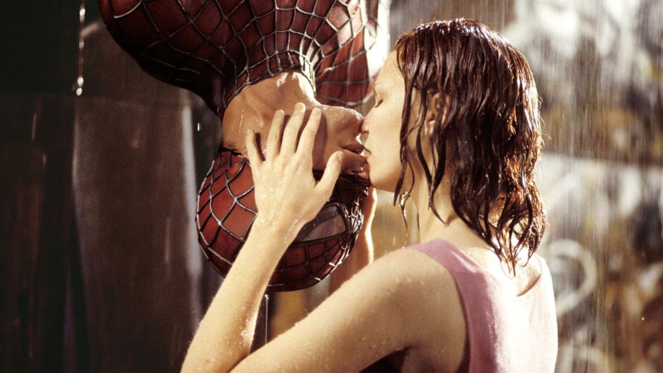 Kirsten Dunst and Tobey Maguire in Spider-Man