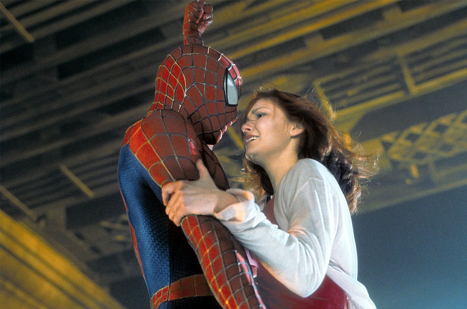 Kirsten Dunst and Tobey Maguire in Spider-Man