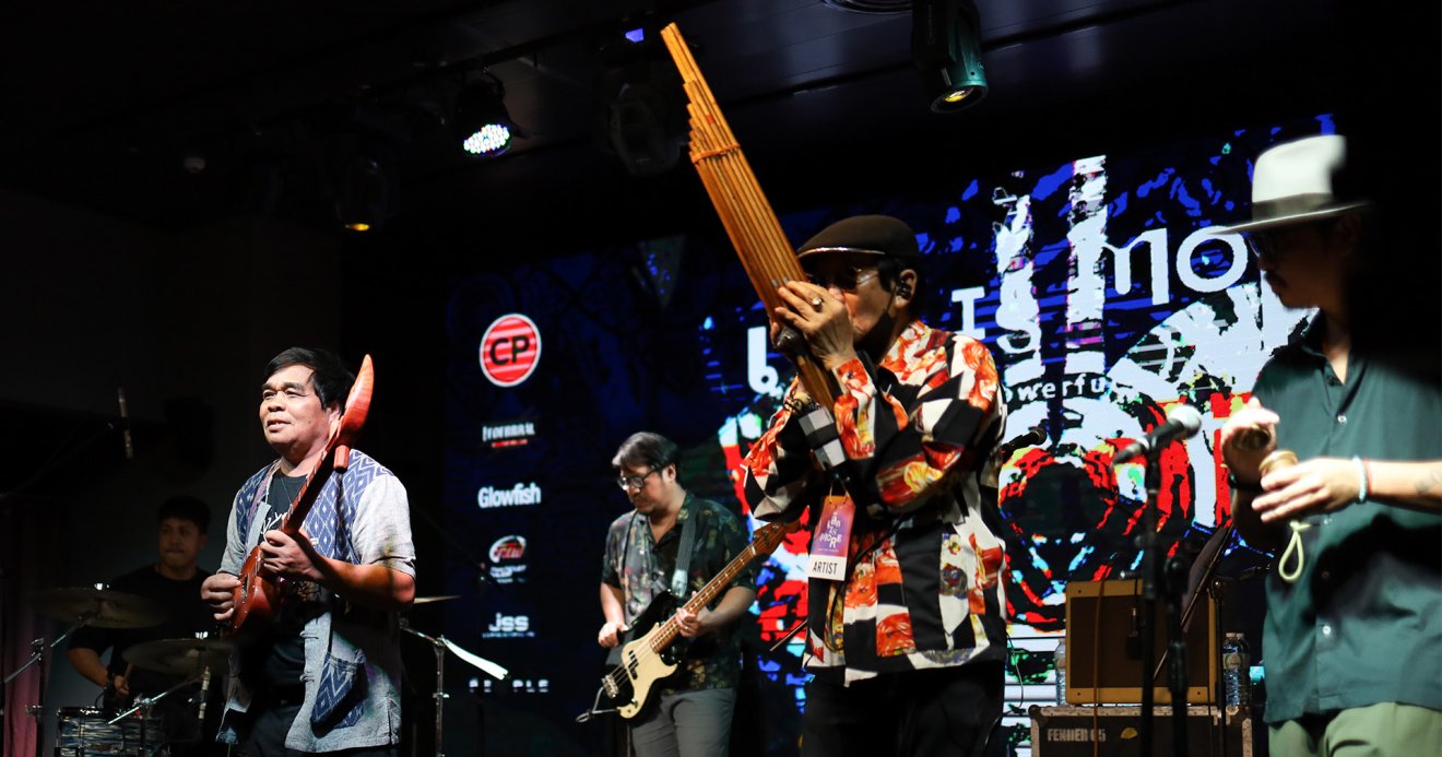 The Paradise Bangkok Molam International Band วงหมอลำยุคใหม่ พาผู้ชม ‘เซิ้ง on the Floor’ กับ คอนเสิร์ต ‘เล็ก Is More’
