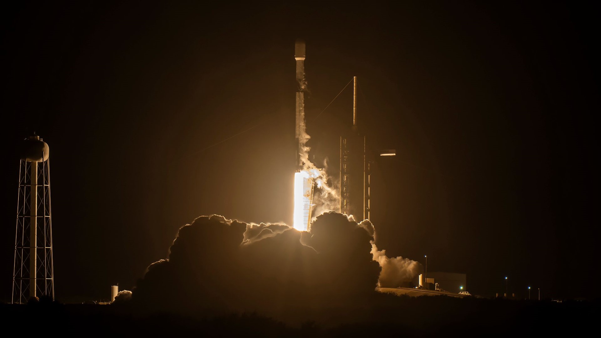 SpaceX ปล่อยดาวเทียมกาลิเลโอของยุโรปด้วยจรวด Falcon 9 ที่ไม่มีการกู้คืนบูสเตอร์