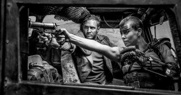 Charlize Theron and Tom Hardy in Mad Max Fury Road