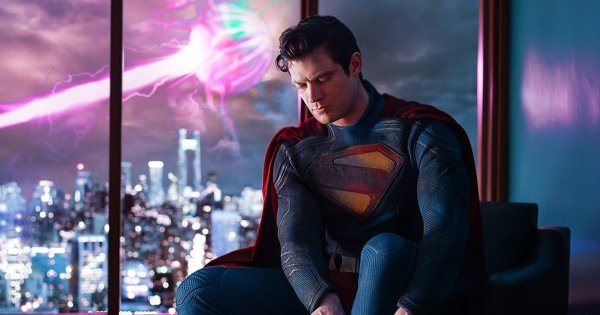 James Gunn ปล่อยภาพแรกของ Superman เวอร์ชัน David Corenswet ที่มีความเป็นปุถุชนมากขึ้น