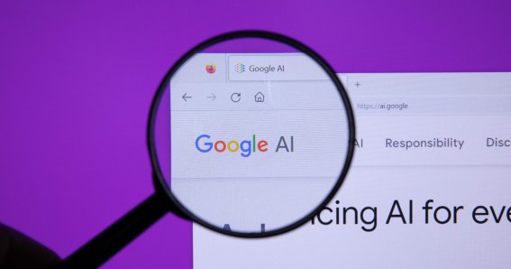 AI Search ของ Google พลาดเพียบ บอกหมาให้กำเนิดวัว, แนะนำผู้คนกินหินอย่างน้อยวันละ 1 ก้อน!