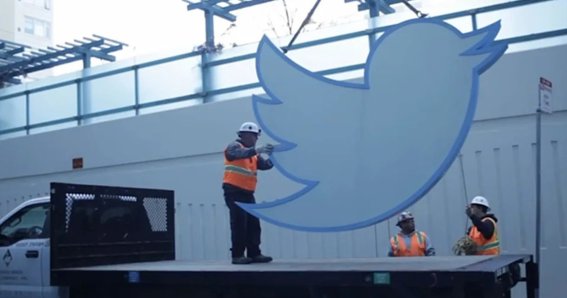 โลโก้ Twitter น้ำหนักกว่า 250 กิโลกรัม ถูกประมูลสูงถึง 34,000 เหรียญ