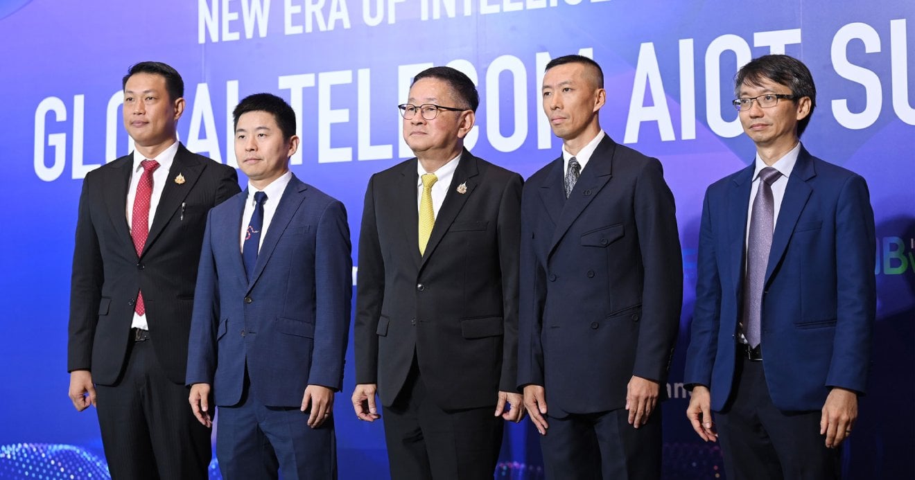 ผู้นำด้านเทคโนโลยีรวมตัวในงานประชุมสุดยอด Global Telecom AIoT Summit 2025