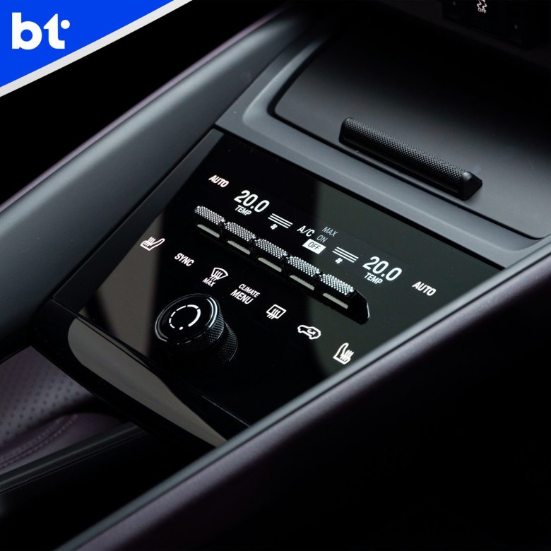 Porsche Macan Electric สปอร์ต เร้าใจ…ทรงพลังแบบไฟฟ้าในสไตล์ของ Porsche