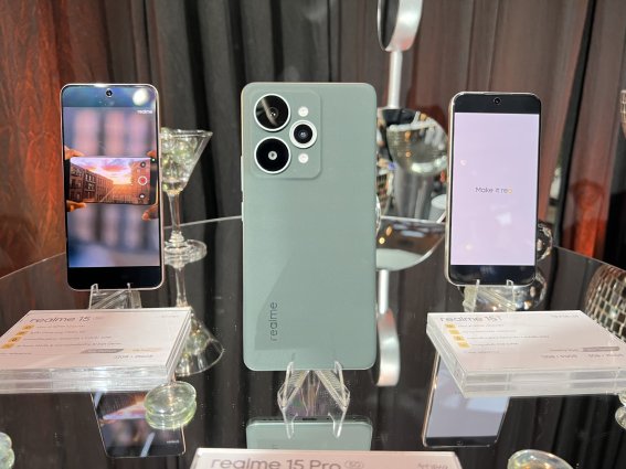 realme เปิดตัว 15 Series 5G : แบตยักษ์ 7000mAh, กล้องหลัง 50MP พร้อมฟีเจอร์ AI ราคาเริ่มต้น 9,999 บาท