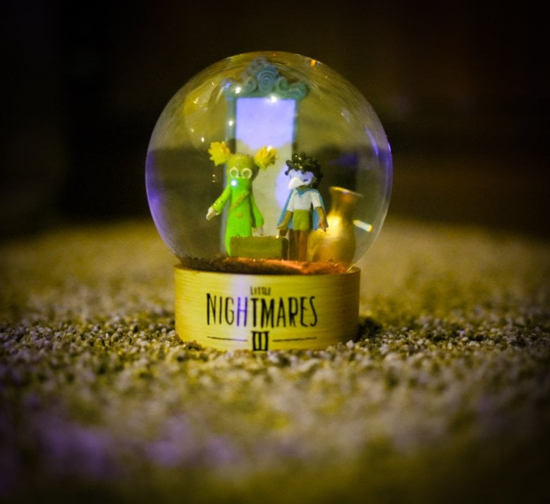 Unboxed: Little Nightmares III: Early Purchase Edition เซ็ทพิเศษที่แฟนตัวจริงห้ามพลาด !”ร่วมเดินทางไปด้วยกัน..เอาชนะทุกความเหงาและความกลัว”