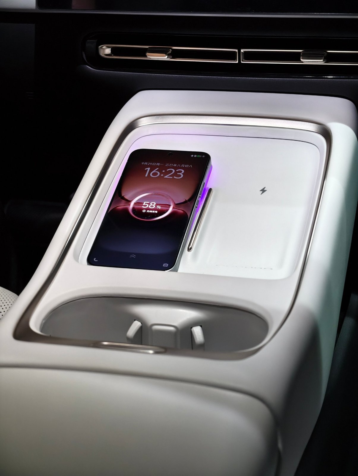 iQOO 15 Wireless Charging