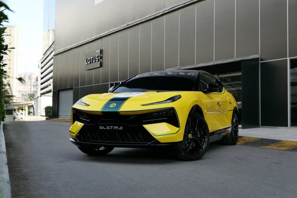 ฉลองครบรอบ 77 ปี Lotus Cars Thailand พร้อมเผยโฉม Eletre ดีไซน์พิเศษ “LOTUS 77th VICTORY”