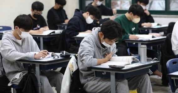 จบปัญหาบุลลี (Bullying) เพราะ ม. ดังเกาหลีออกกฎไม่รับนักศึกษาประวัติไม่ดีเข้าเรียน ! 