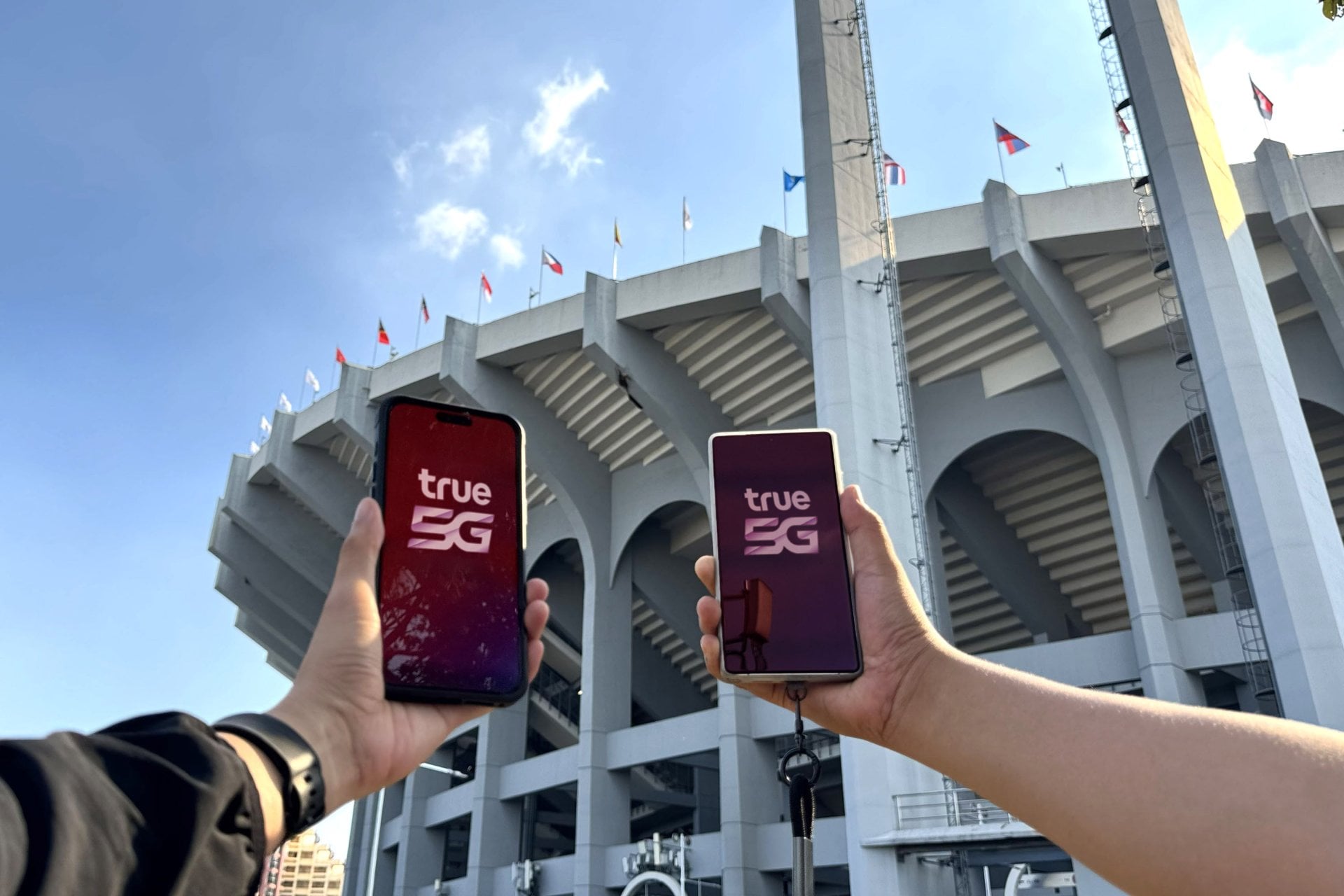 เมื่อซีเกมส์ต้อง “ย้ายบ้าน” กะทันหัน: เจาะเบื้องหลัง ทรู งัดแผน Power UP โยกทัพ 5G รับมือศึกใหญ่ SEA Games 2025